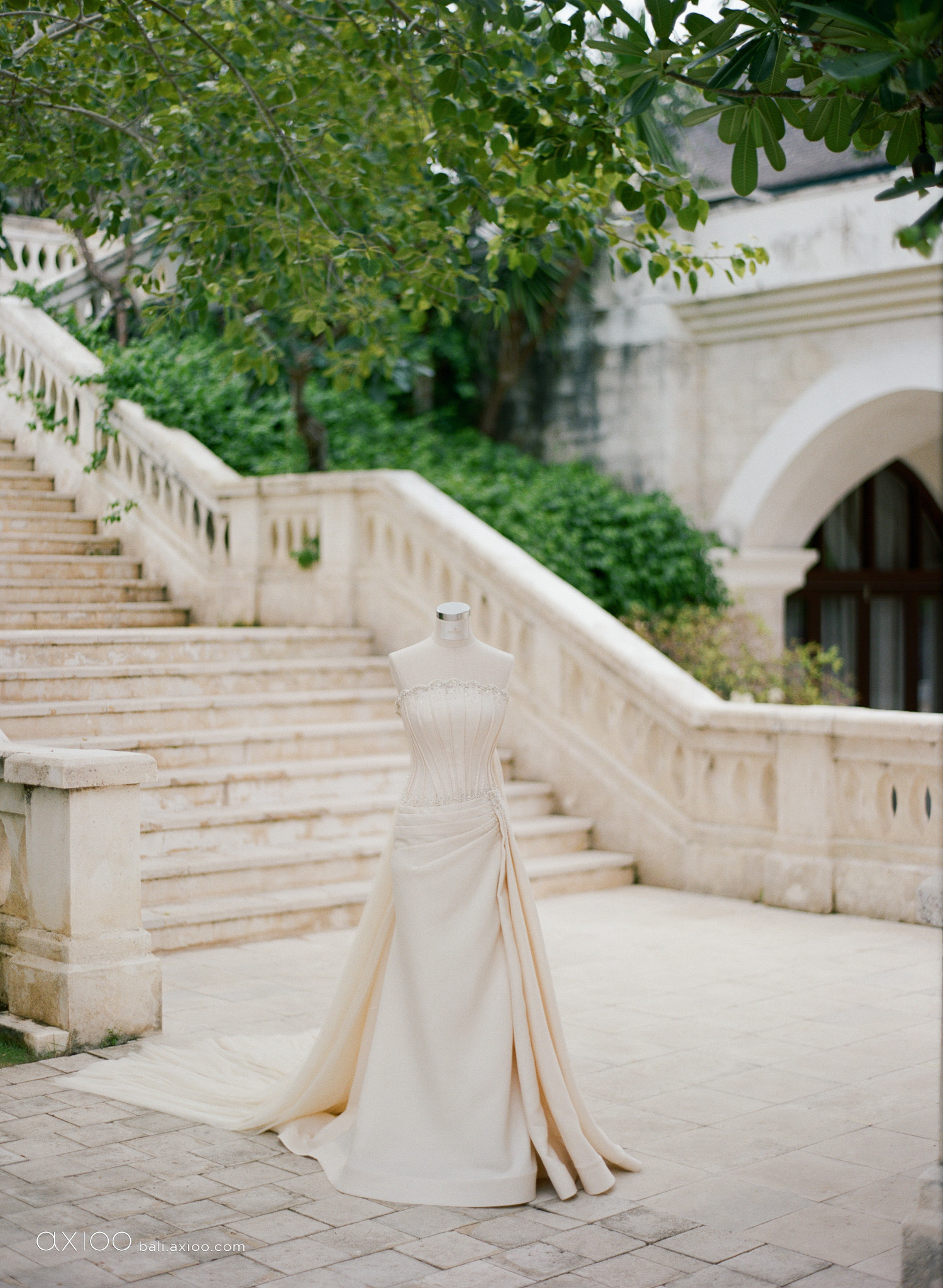 Axioo: A Wedding on Film in Bali: The AXIOO Perspective